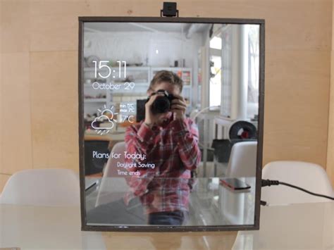 The Handheld Magic Mirror: Combining Beauty and Technology
